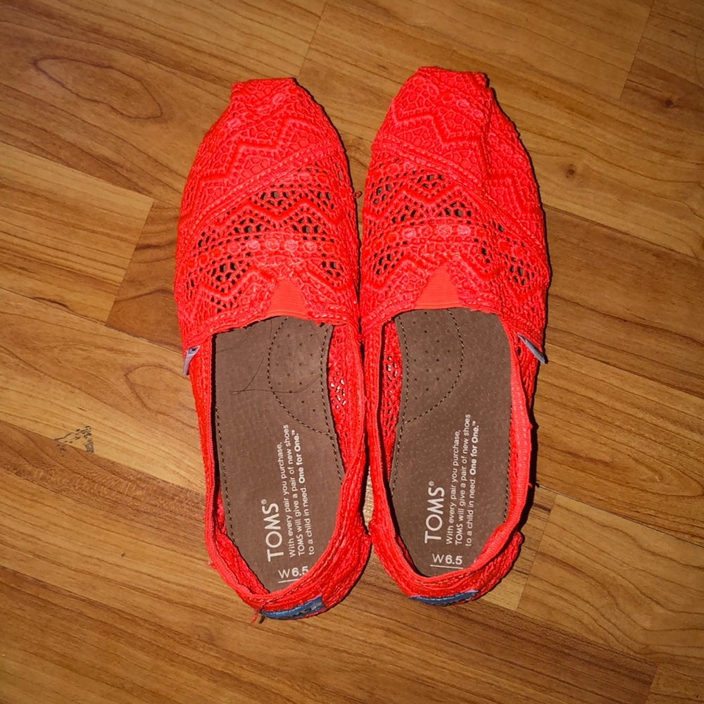 Lace Toms
